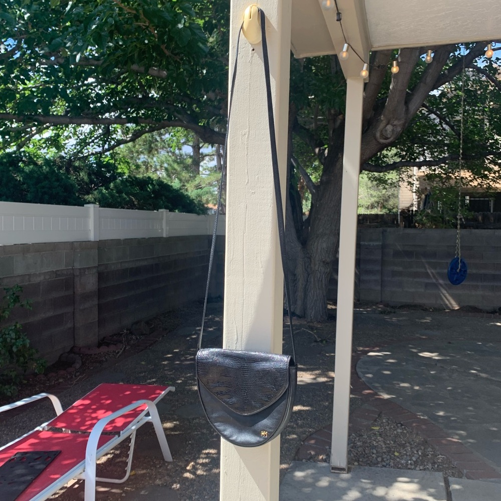 Vintage designer Hanae Mori crossbody black leather bag 7X6X2 inches